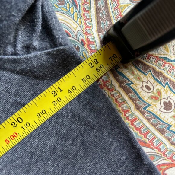 FINAL SALE Easy Halloween - Avengers Captain America Shield T-Shirt - Picture 3 of 4